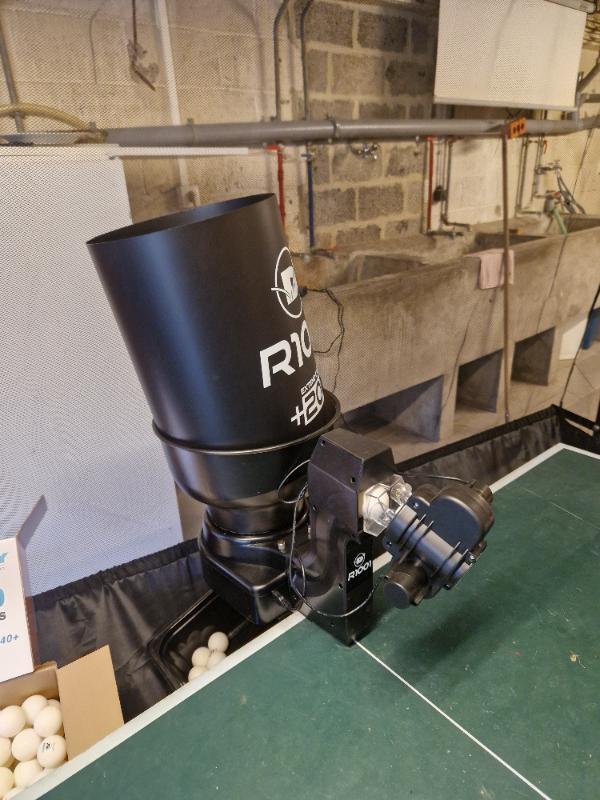 Tussen Particulieren - Tafeltennisrobot 2/5