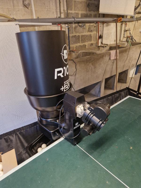 Tussen Particulieren - Tafeltennisrobot 4/5
