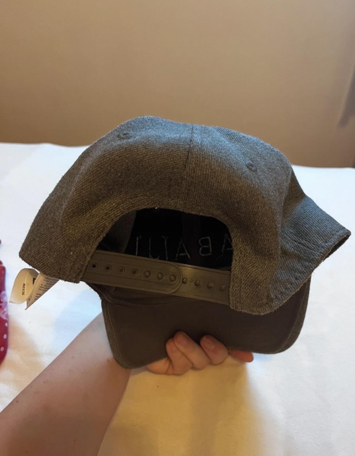 Entre Particuliers - Casquette grise 2/2