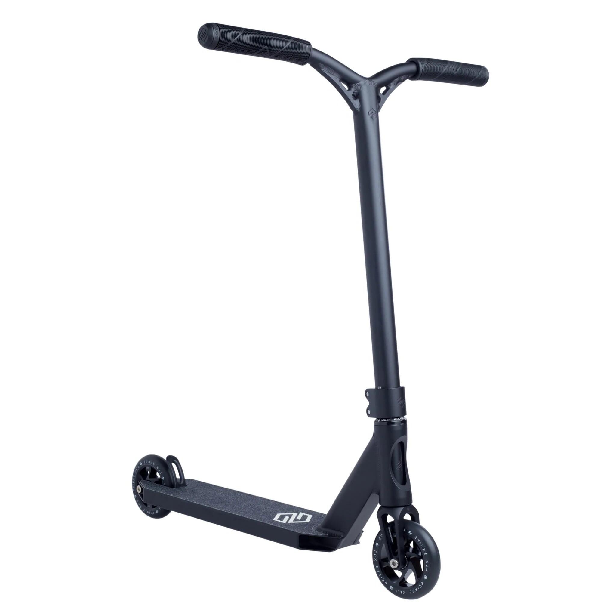 STRIKER Patinete | Striker Complete Lux Youth | Cor Preto | Striker