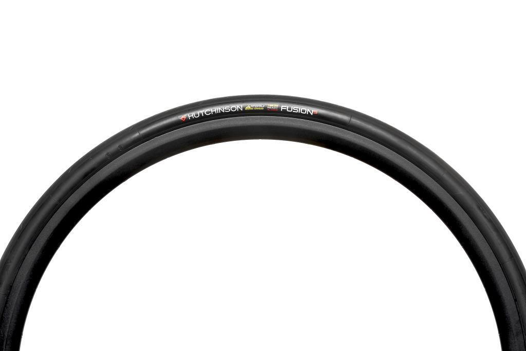 Pneu HUTCHINSON FUSION 5 All Season Tubeless ElevenSTORM Hardskin 700 Noir 3/4