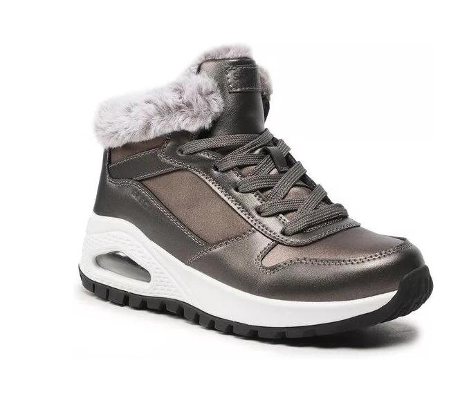 SKECHERS picture