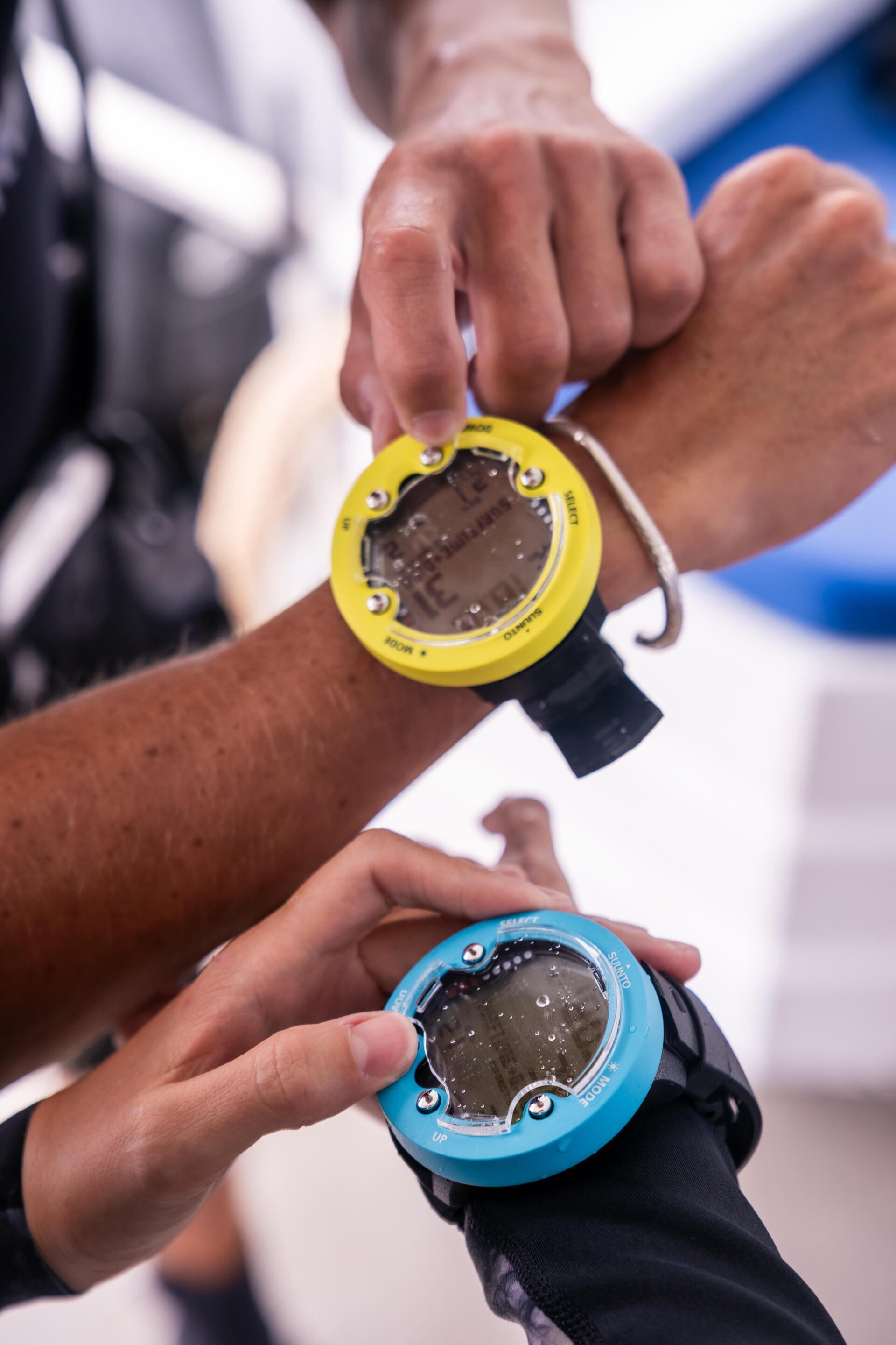 Batteria Originale Suunto Per Zoop Novo - Kit Completo Con Viti E O-ring - Ricambio Affidabile - Foto 9