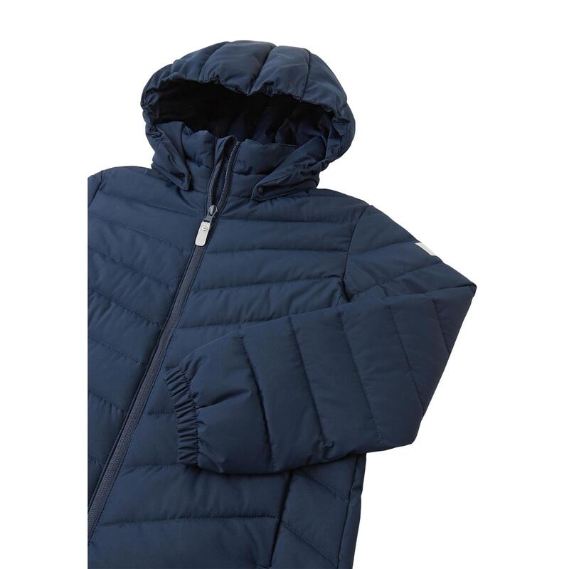 Veste Uumaja -