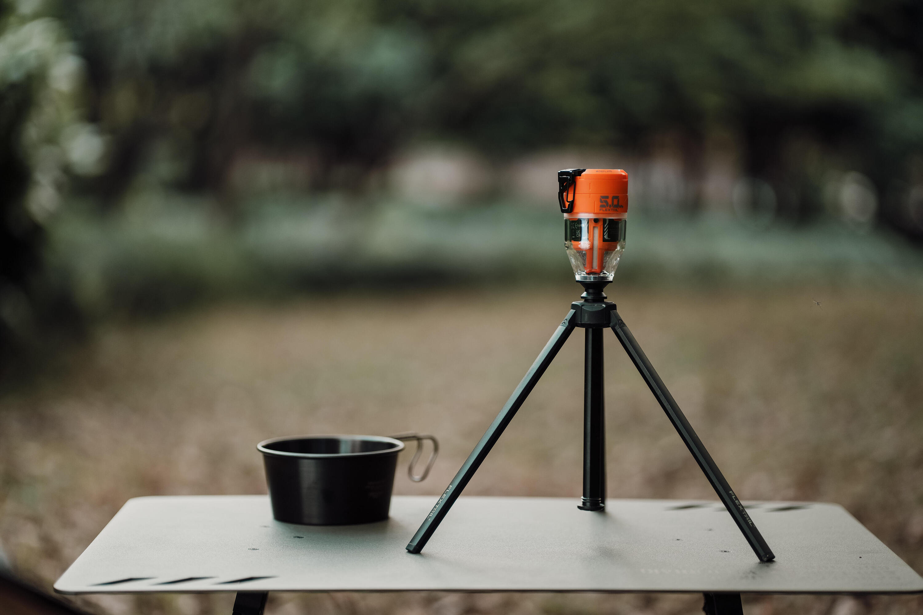 Max Pump 3 - Bomba de ar eléctrica para camas de ar com lanterna 2/4