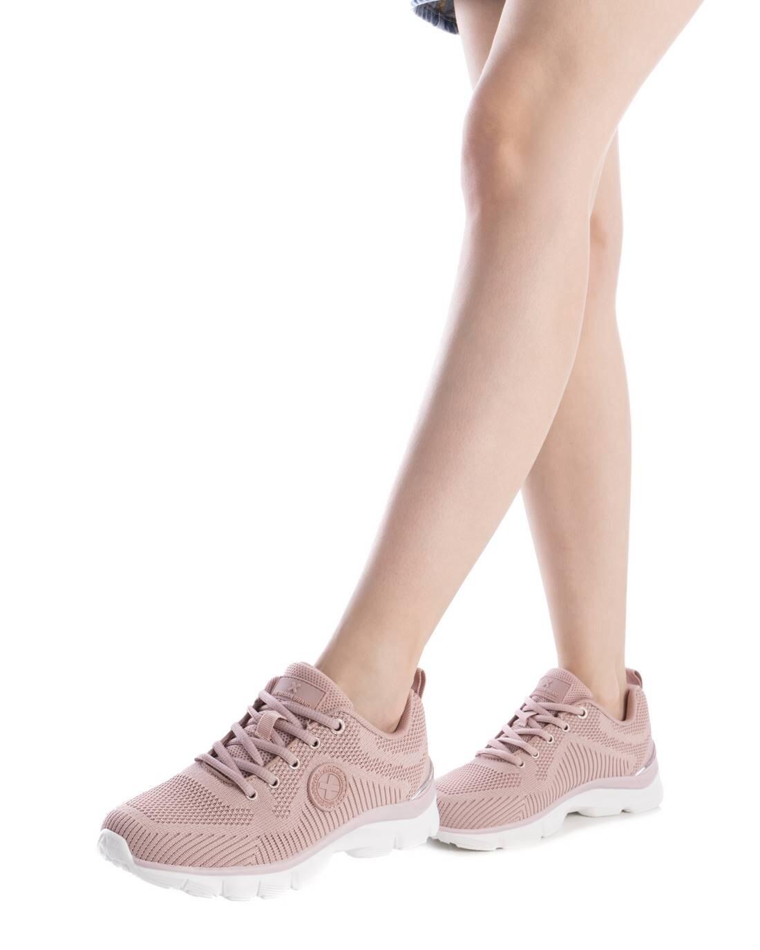 Zapatilla De Mujer Xti 143614 Nude 2/5