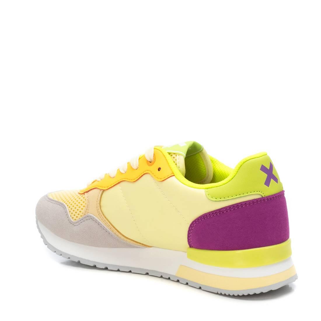 Zapatilla De Mujer Xti 144061 Amarillo 4/5