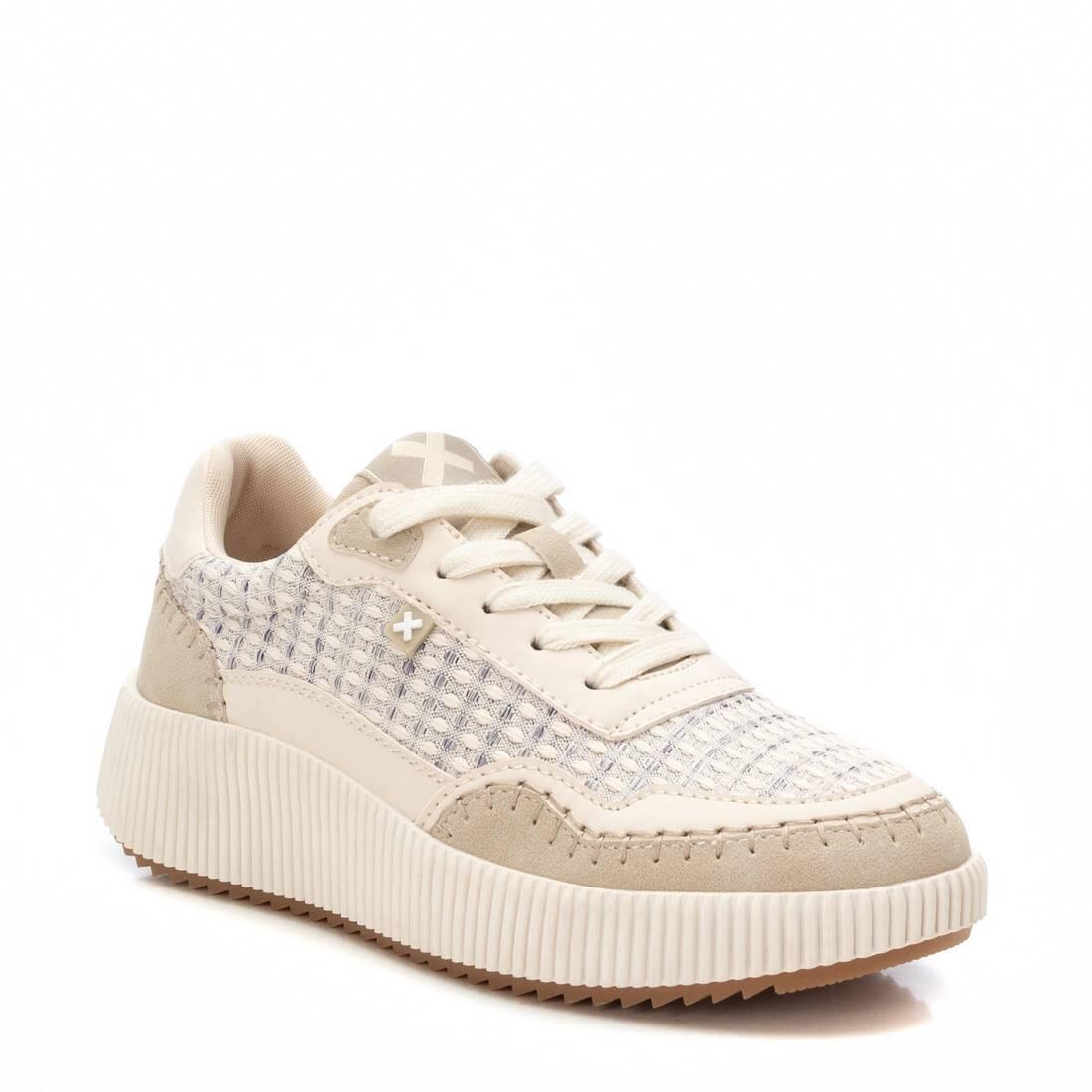 Baskets Xti modèle 143907-01 pour femmes 3/4