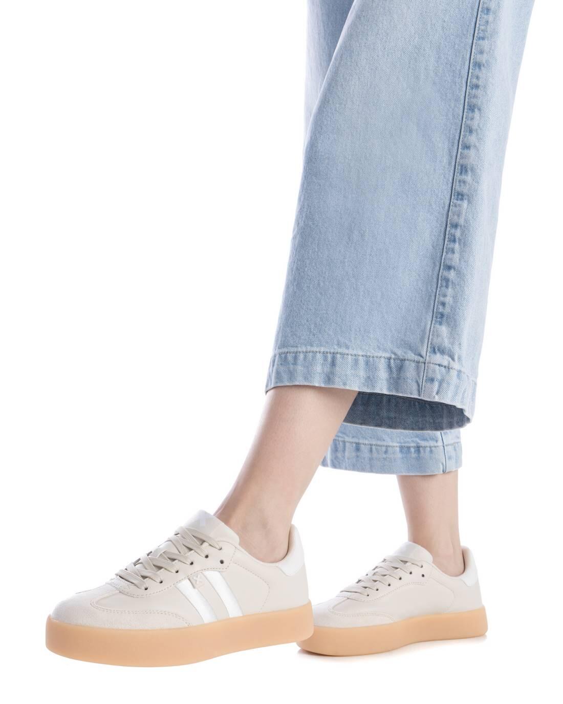 Zapatilla De Mujer Xti 144050 Beige 2/5