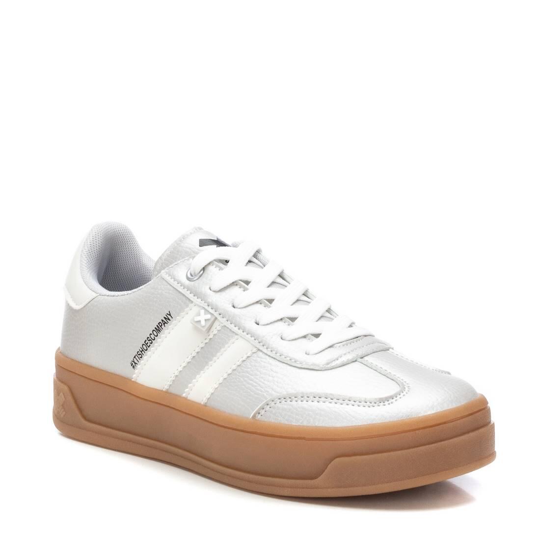 Zapatilla De Mujer Xti 143645 Plata 3/5