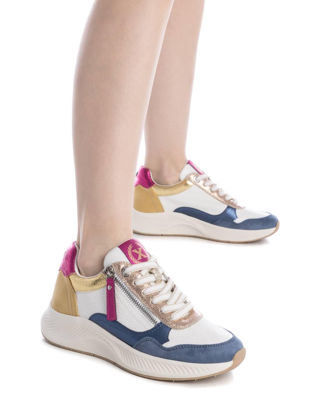 Baskets Xti modèle 14392803 pour femmes 2/5