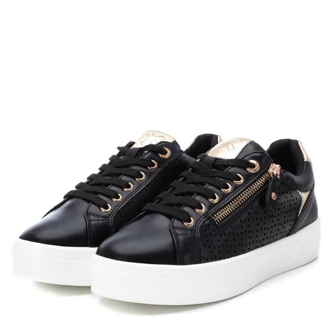 Zapatilla De Mujer Xti 142229 Negro 5/5