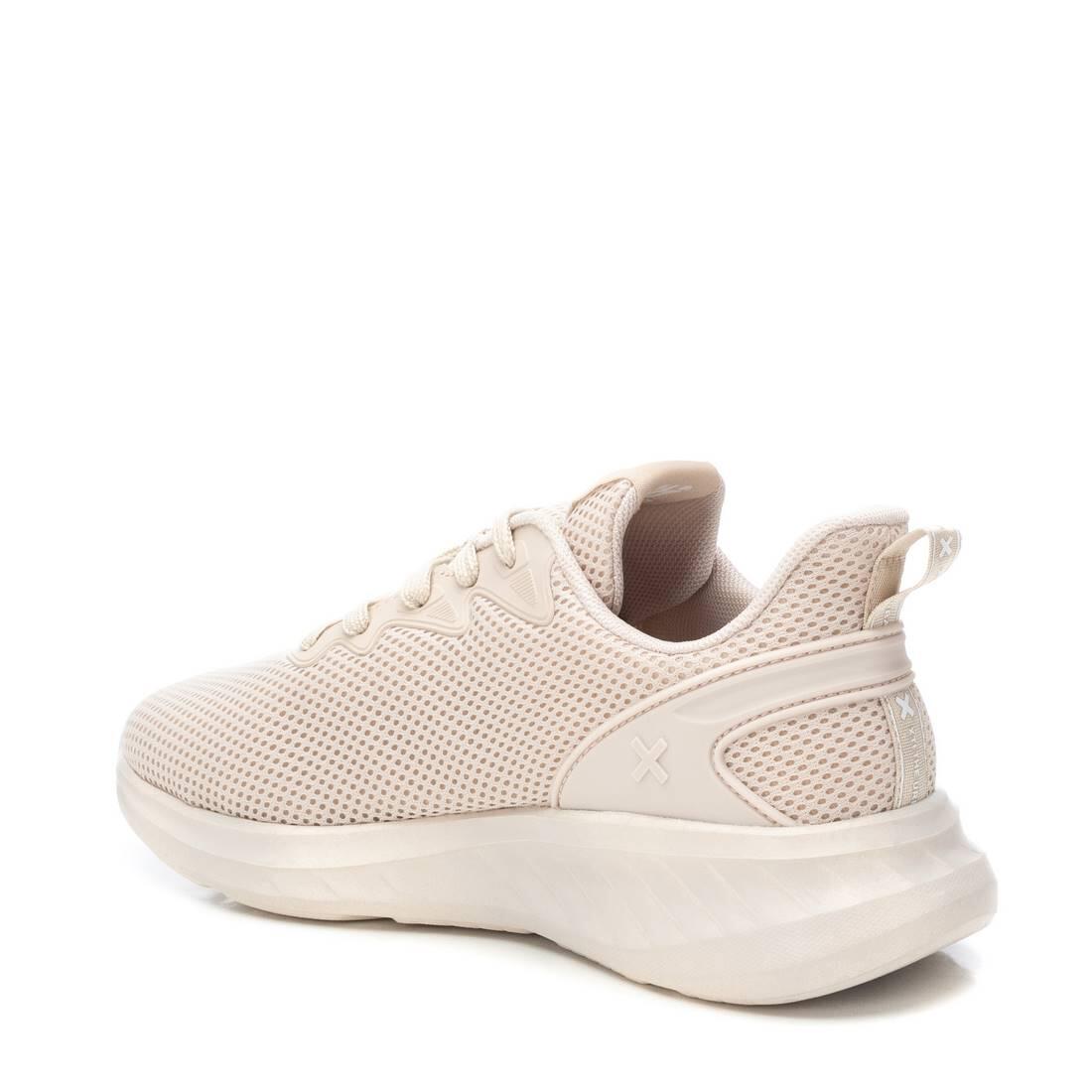 Baskets Xti modèle 143618 pour femmes 4/6
