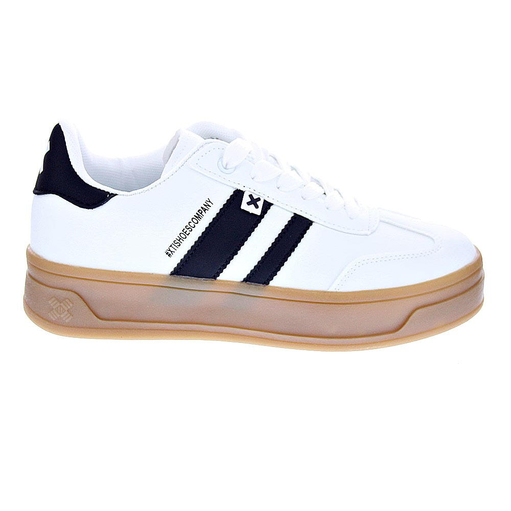 Sneakers Xti model 190-143645 for women