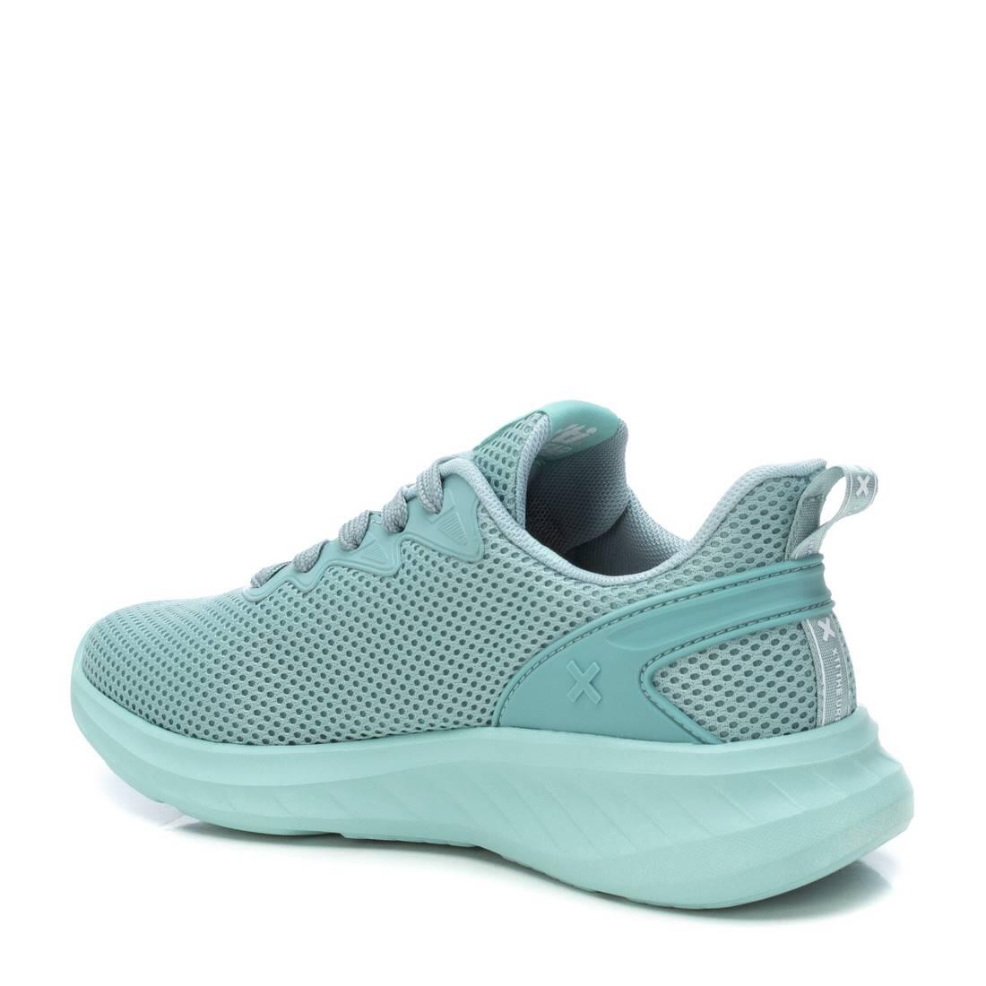 Baskets Xti modèle 143618 pour femmes 4/5
