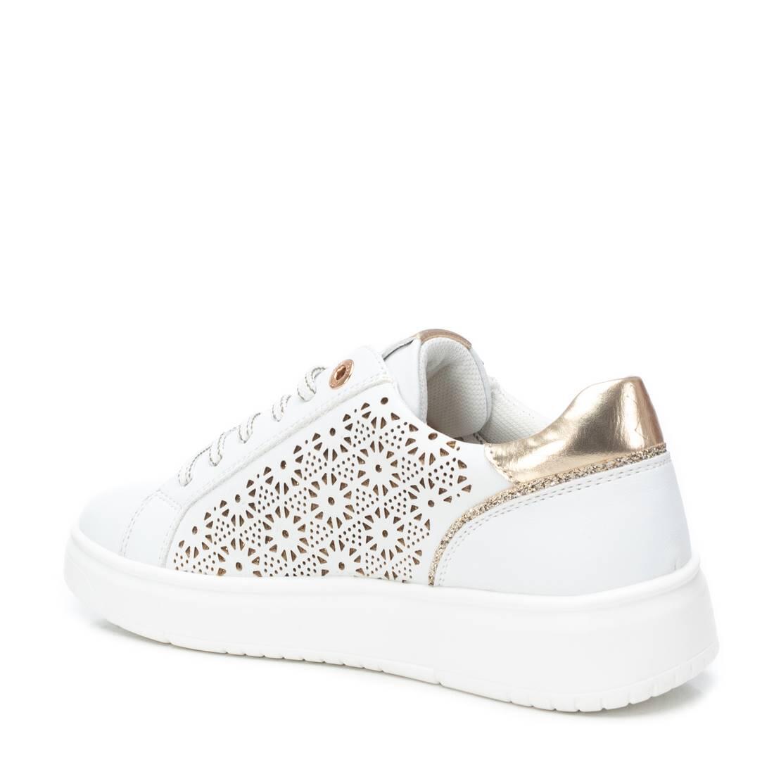 Baskets Xti modèle 143628 pour femmes 4/6