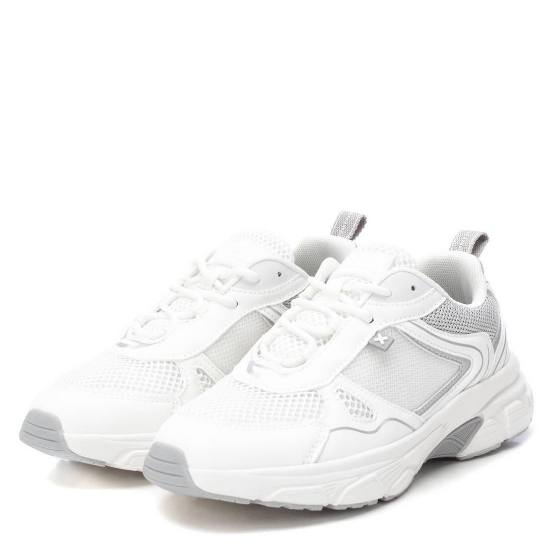 Zapatilla De Mujer Xti 143621 Plata 5/5