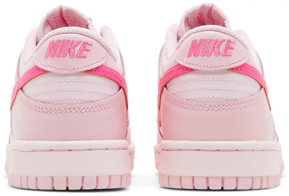 Nike Dunk low Triple Pink 2/5
