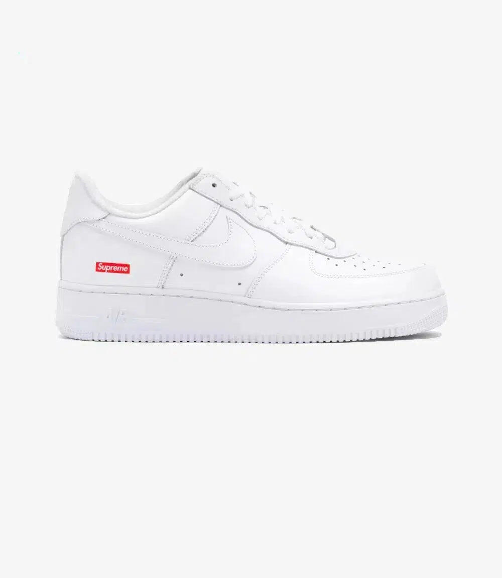 NIKE Air Force 1 Low White Supreme