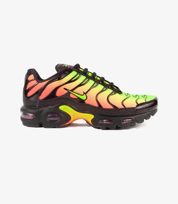Nike Air Max Plus TN Solar Red