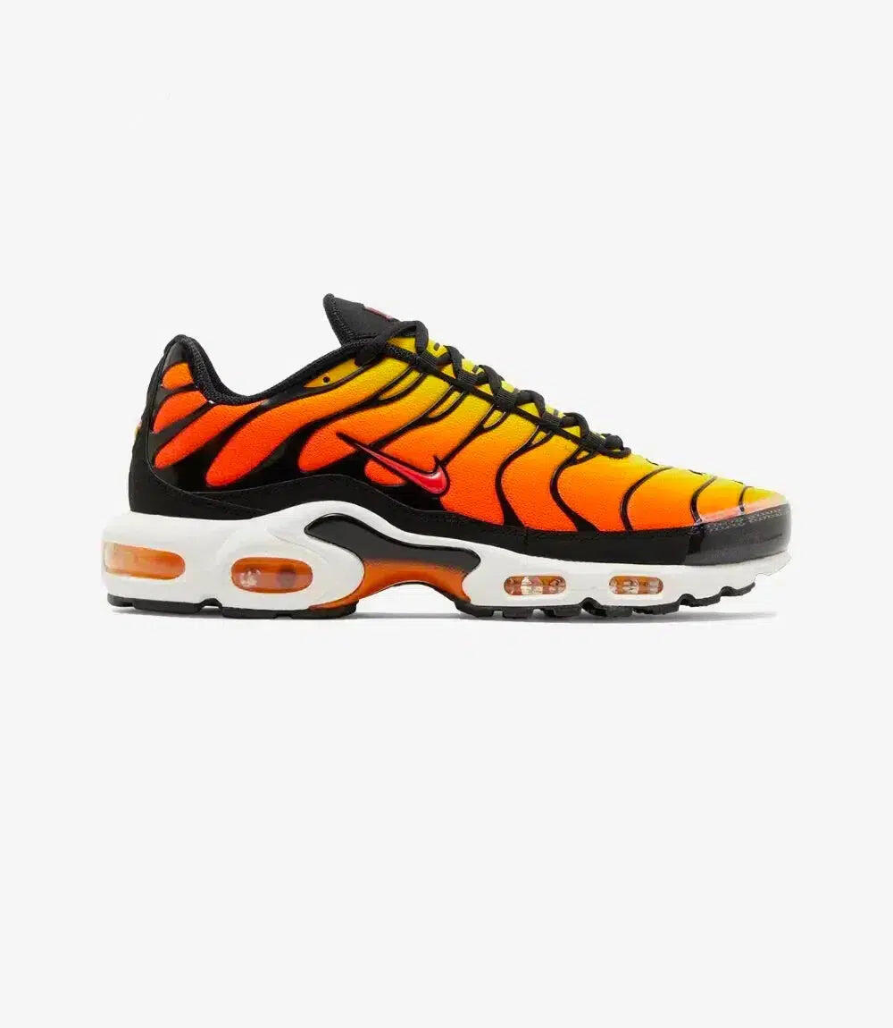 NIKE picture