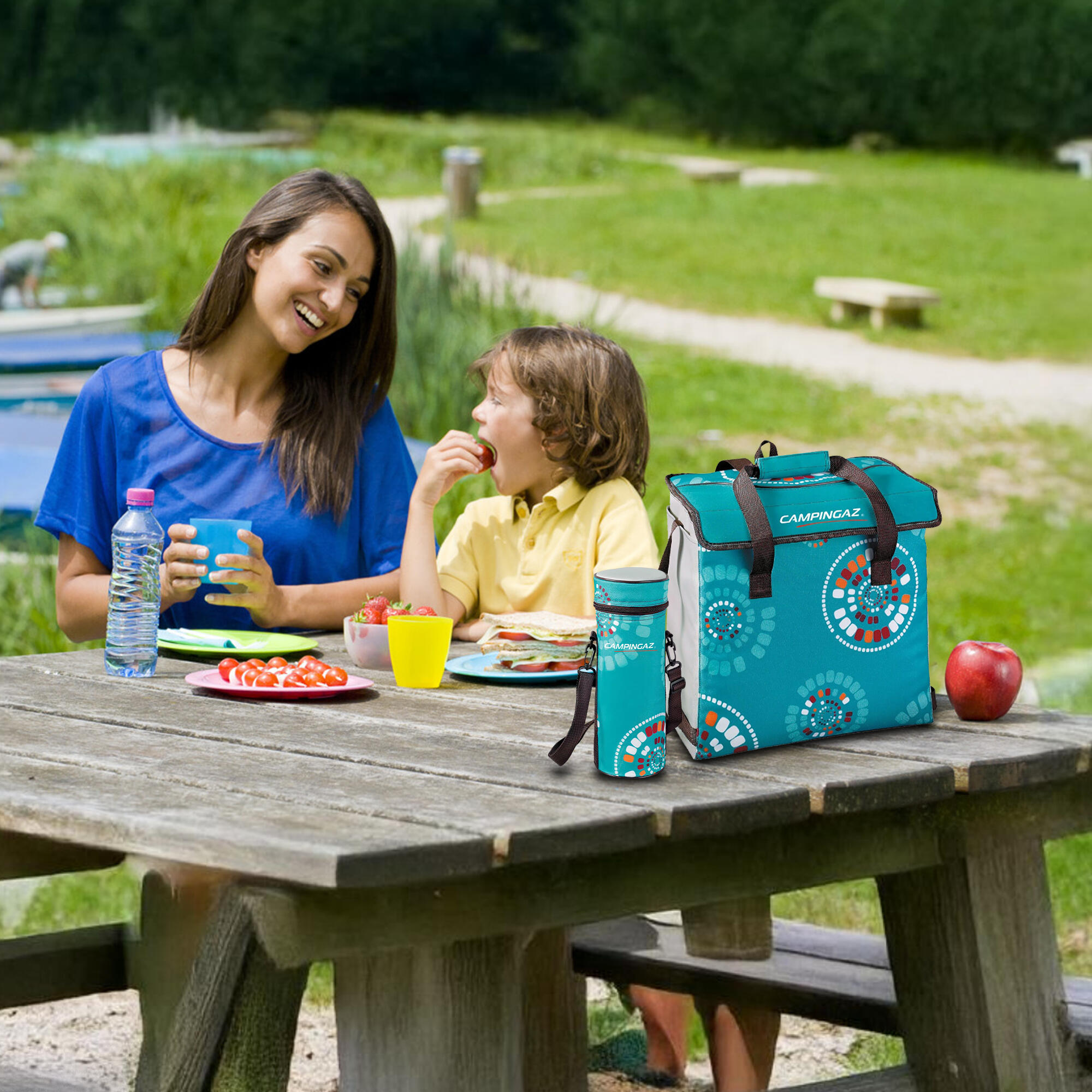 Ethnic Minimaxi 1.5L Bottle Soft Foldable Cooler collapsible Bottle Bag, insulated 4 hours Cooling Performance