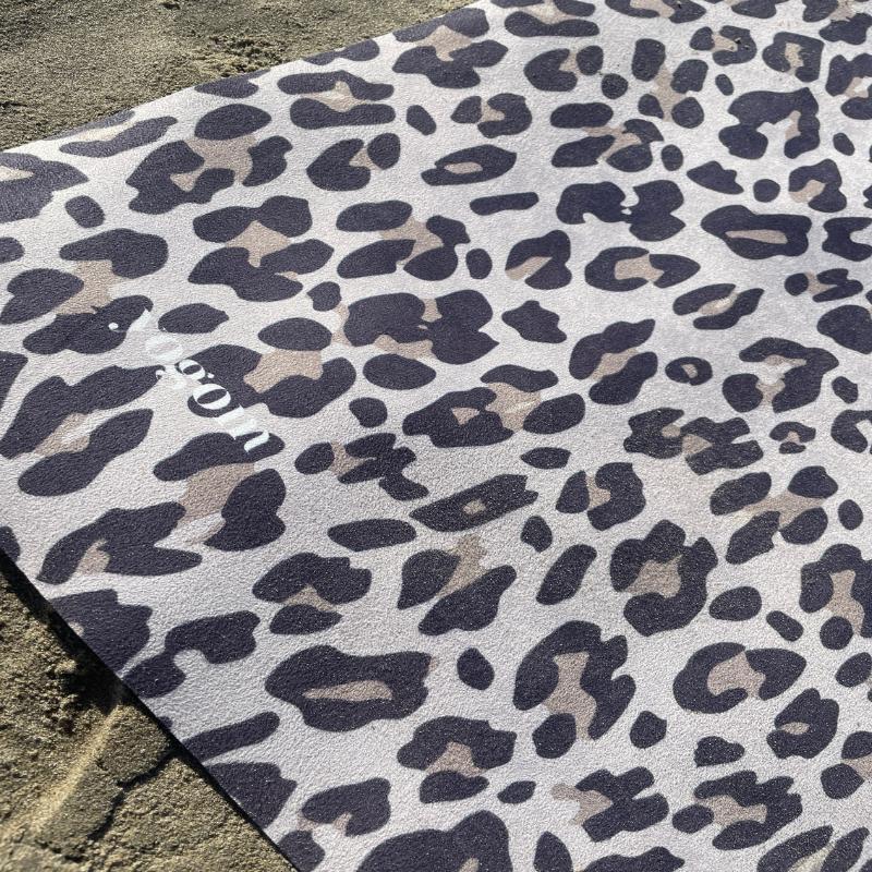 Tapis de yoga Voyage Léopard