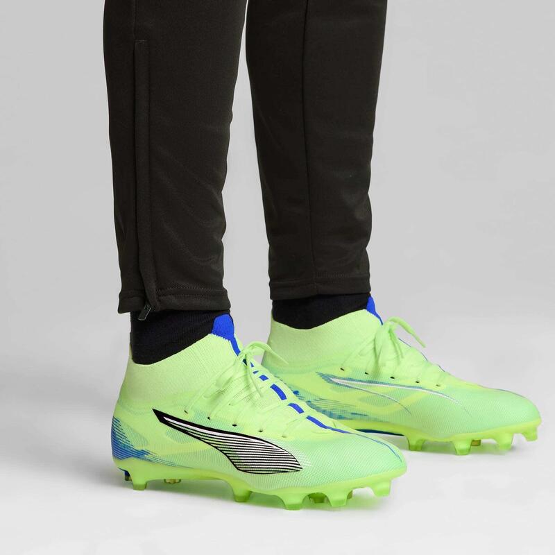 Buty piłkarskie PUMA Ultra 5 Match+ FG/AG