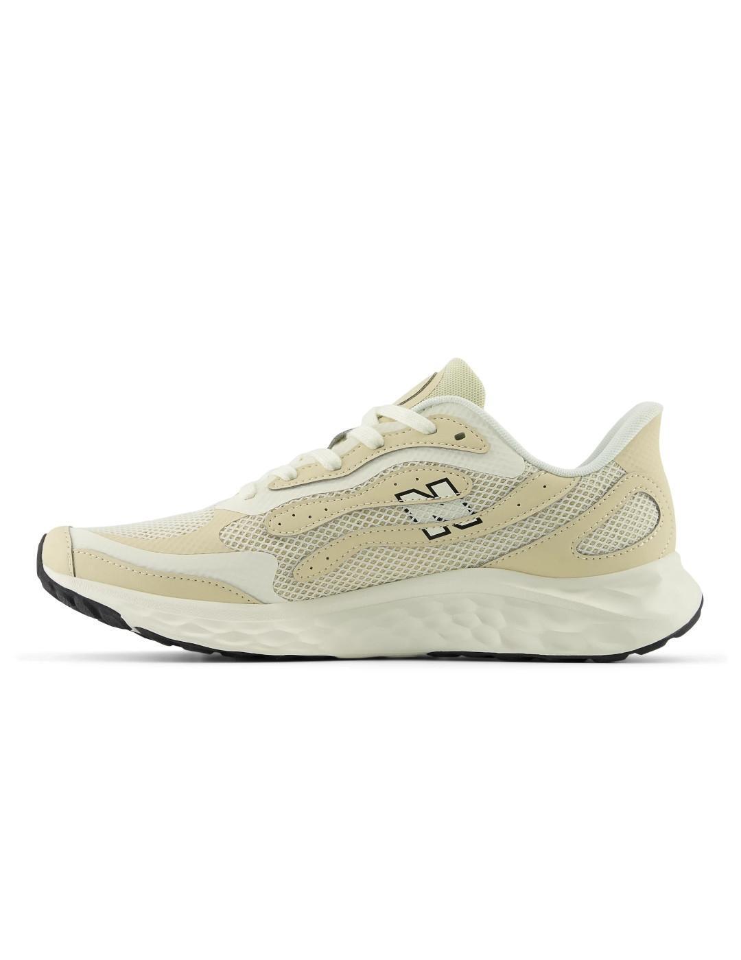 Chaussures pour homme New Balance Fresh Foam Arishi V4 Beige 2/5