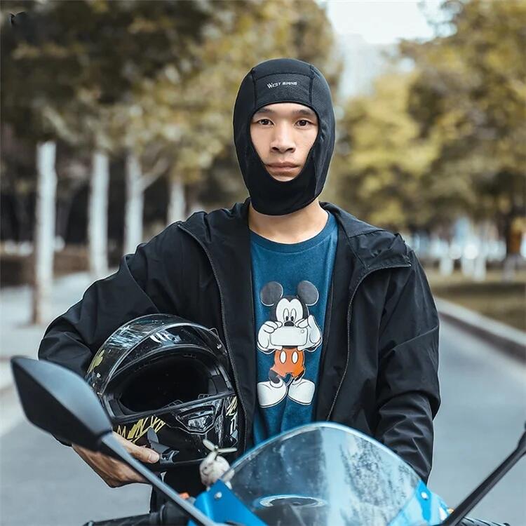 Boné estilo skull em fleece, corta-vento, térmico e funcional como um cachecol 2/3