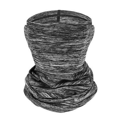 Warme. lichtgrijze fleece muts/halswarmer