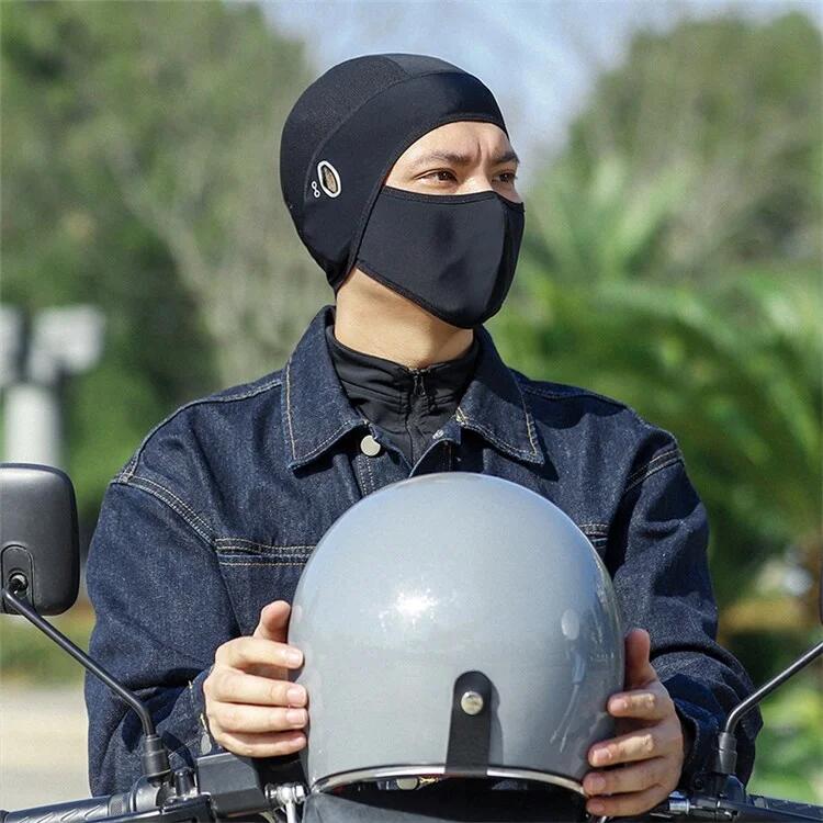 Bonnet Refroidissant en Soie Glacée Visage 3/4