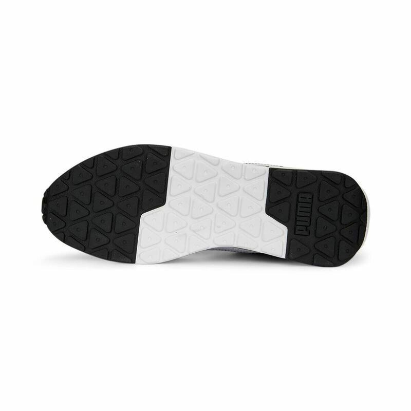 Încălțăminte Sport Bărbați Puma R22 Negru
