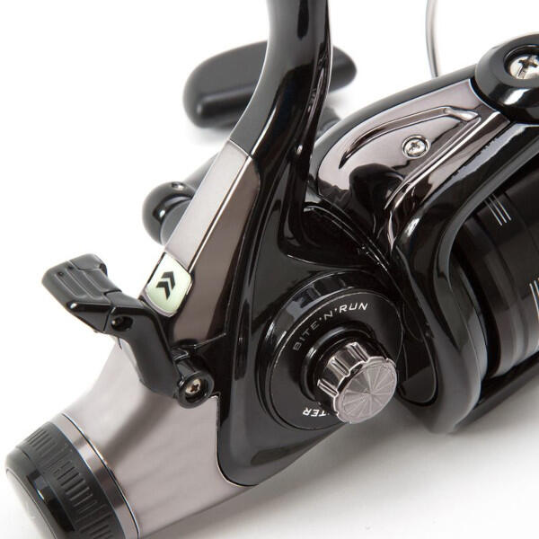 MULINETA DAIWA BLACK WIDOW BR 5000A 3RUL/230X040/4,6:1