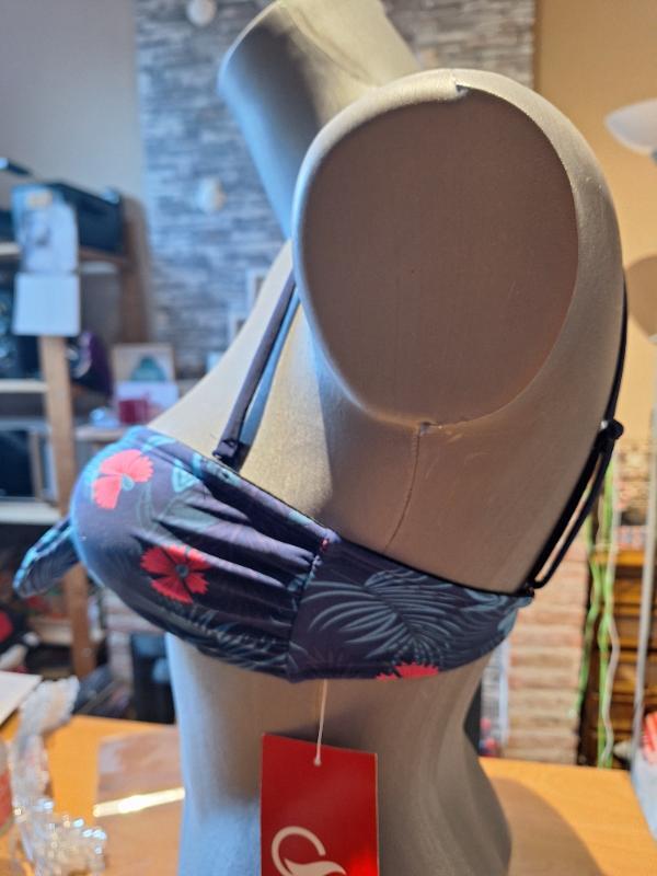 Entre Particuliers - Haut de bikini Up2glide, taille 42 4/5