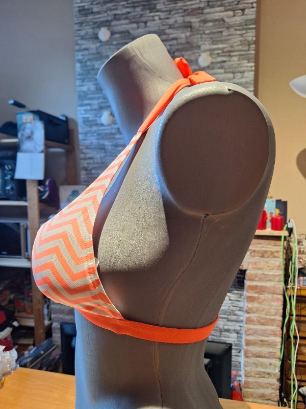 Tussen Particulieren - Up2Glide,bikinitopje,maat 40 4/5