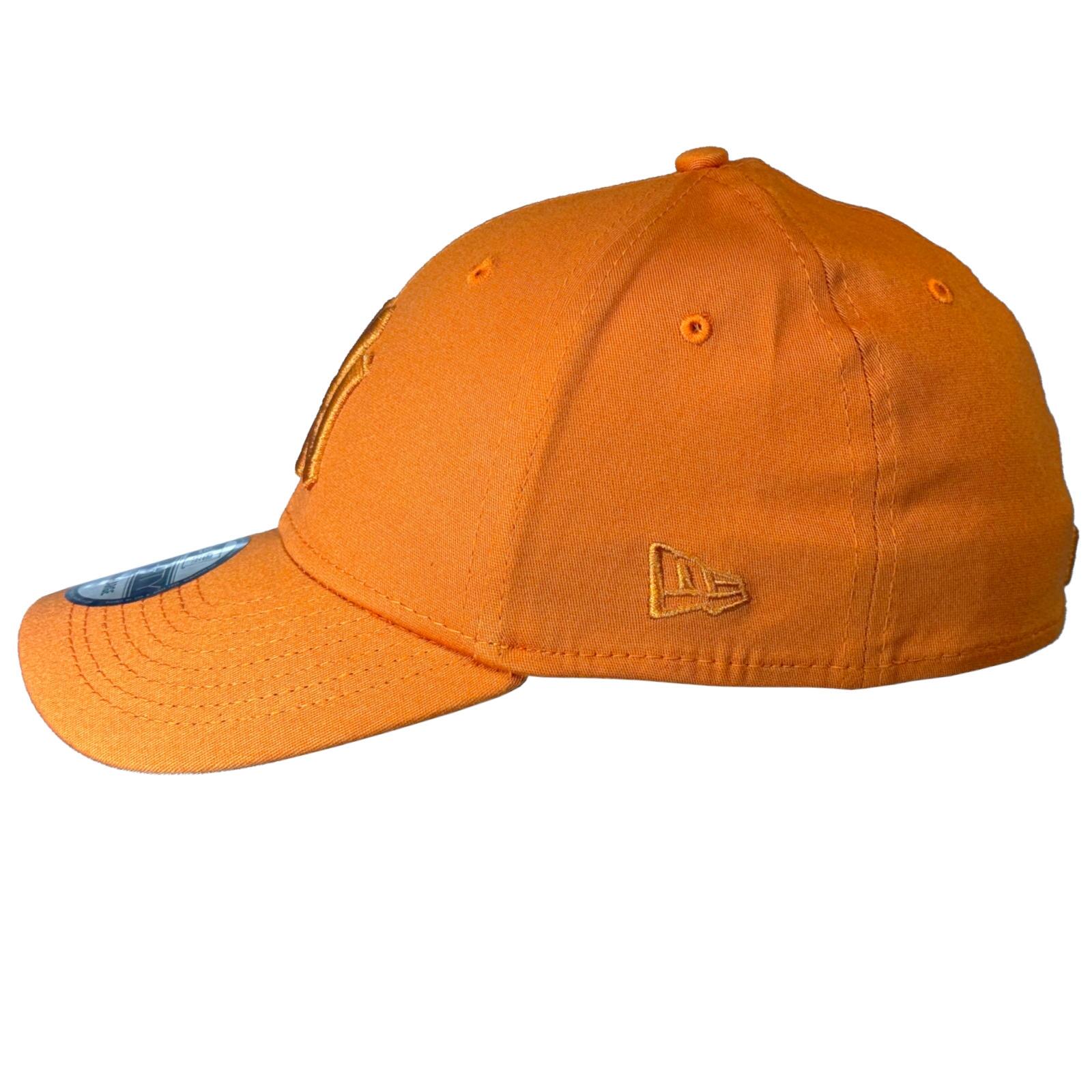 New Era Unisex Baseball Cap 39THIRTY LEAGUE ESS New York Yankees, Orange 2/3