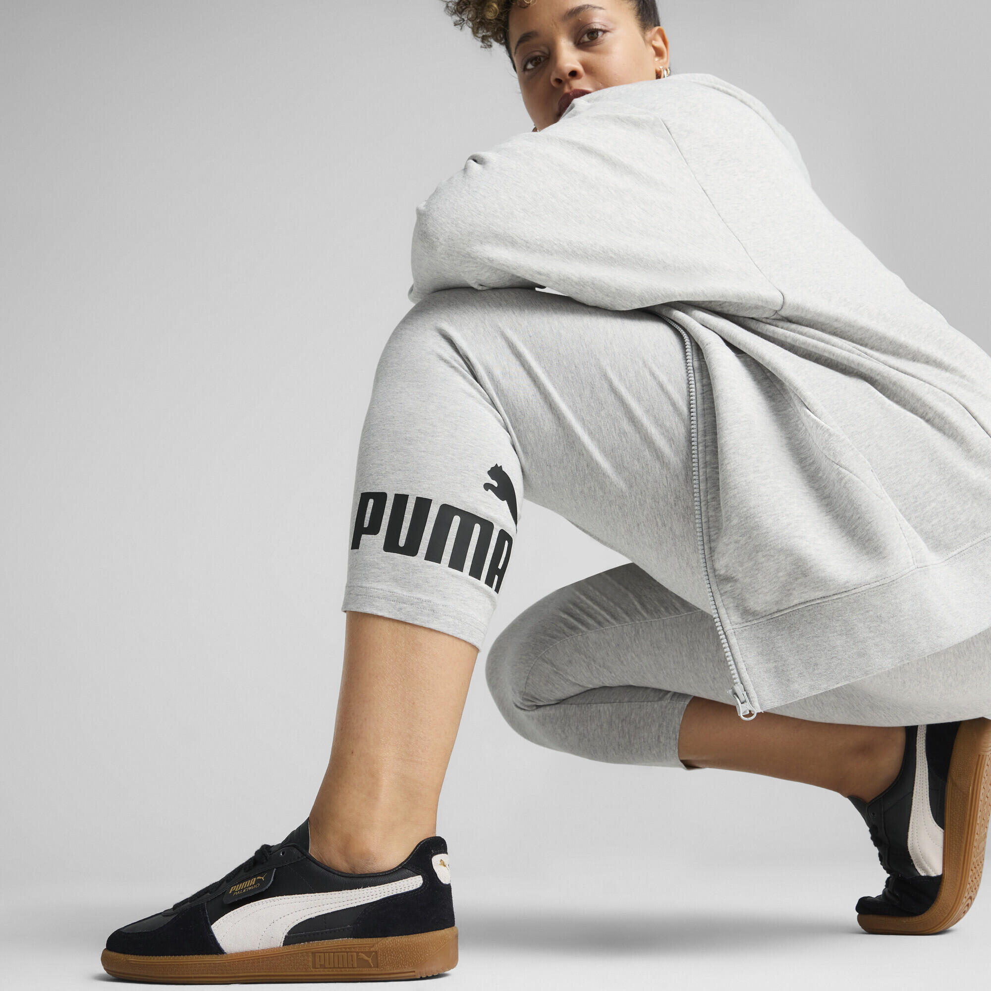 Leggings Mulher detalhe logo ESS No. 1 PUMA 3/7