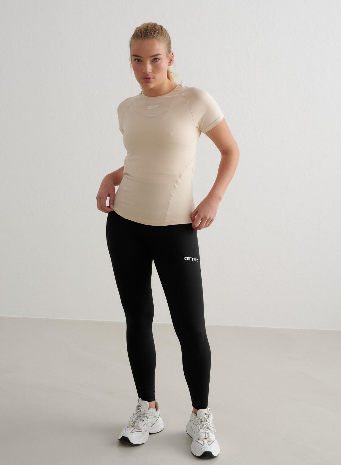 Dames Yoga T-shirt met Korte Mouwen Zacht Vochtafvoerend Crème 3/4