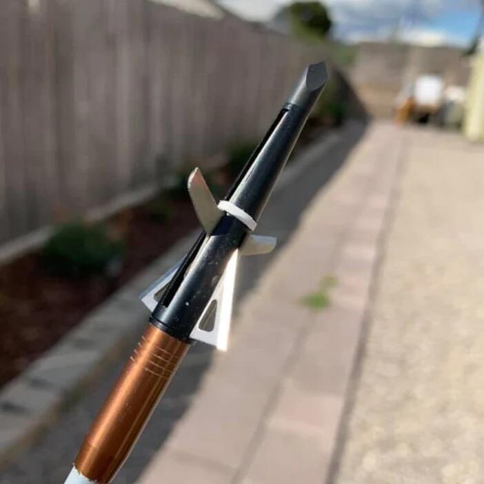SWHACKER #258 HYBRIDE 125 GRAIN, 2,25" SNIJDING + 1" BLEEDER KOGEL 2/3