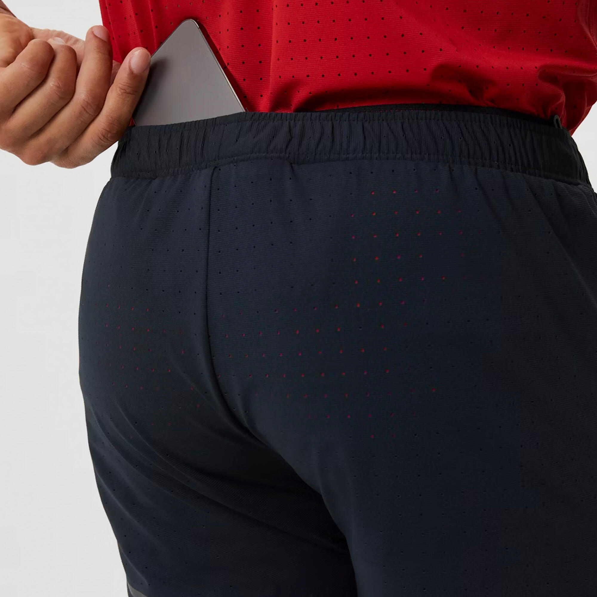 Atmungsaktive perforierte Sportshorts für Herren 4/6