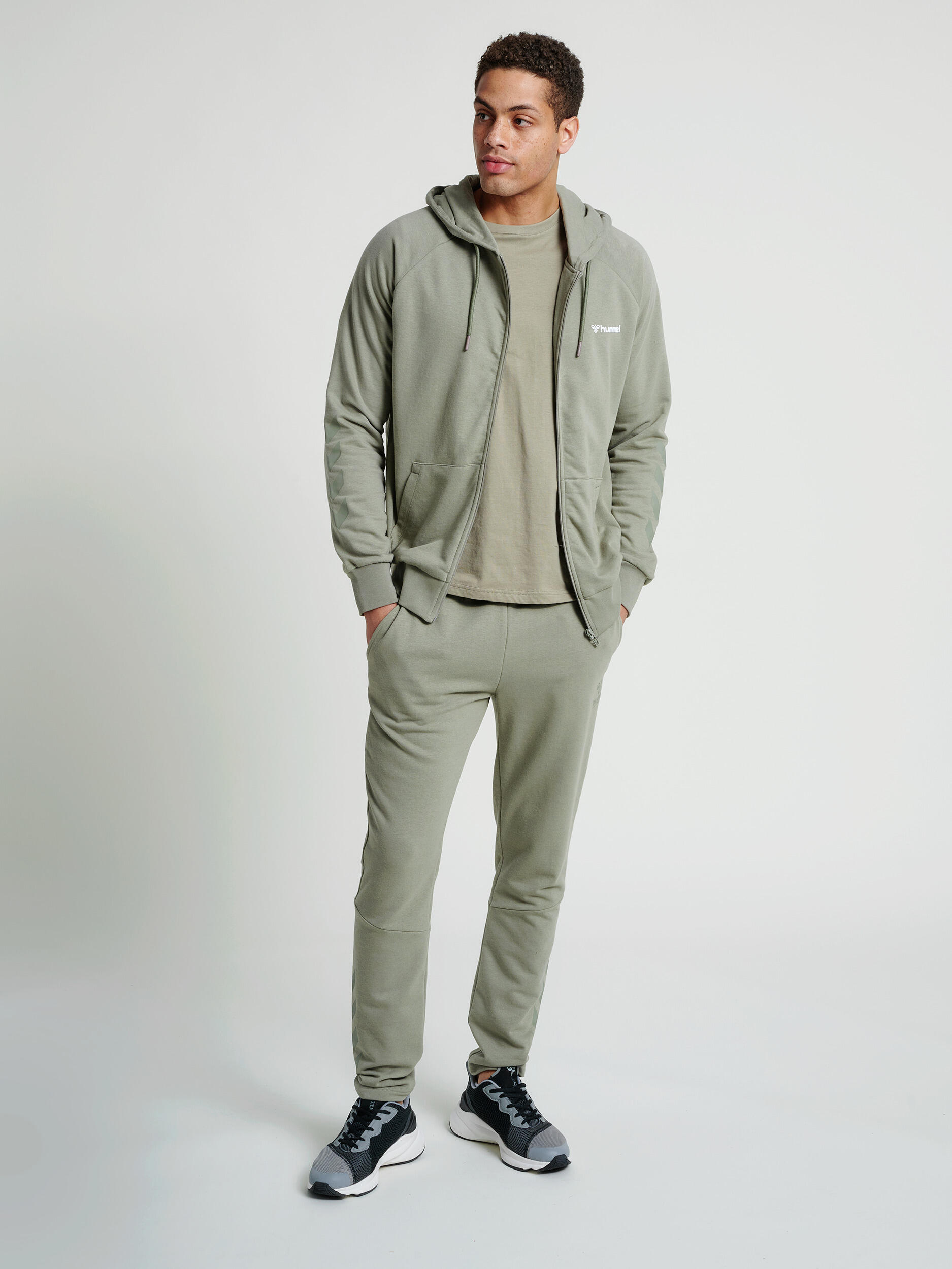 HOODIE MIT REISSVERSCHLUSS HMLISAM ZIP HOODIE MALE COLOR HUMMEL 2/5