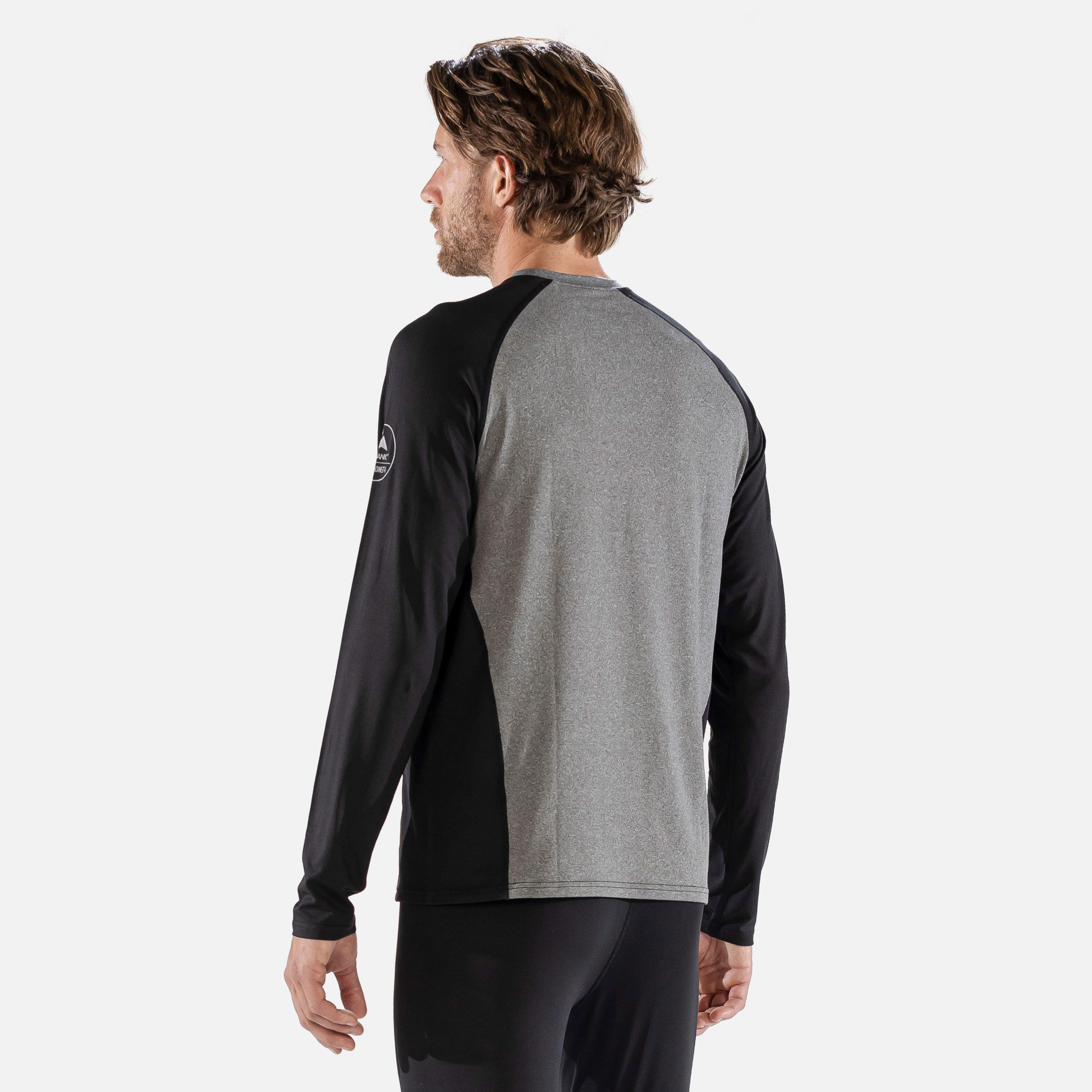 CarbonDri Bodyfit Mens Crewneck Black Camo 4/7