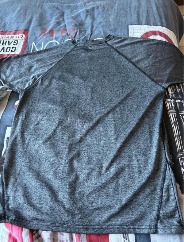 Entre Particuliers - T-shirt de sport 2/3