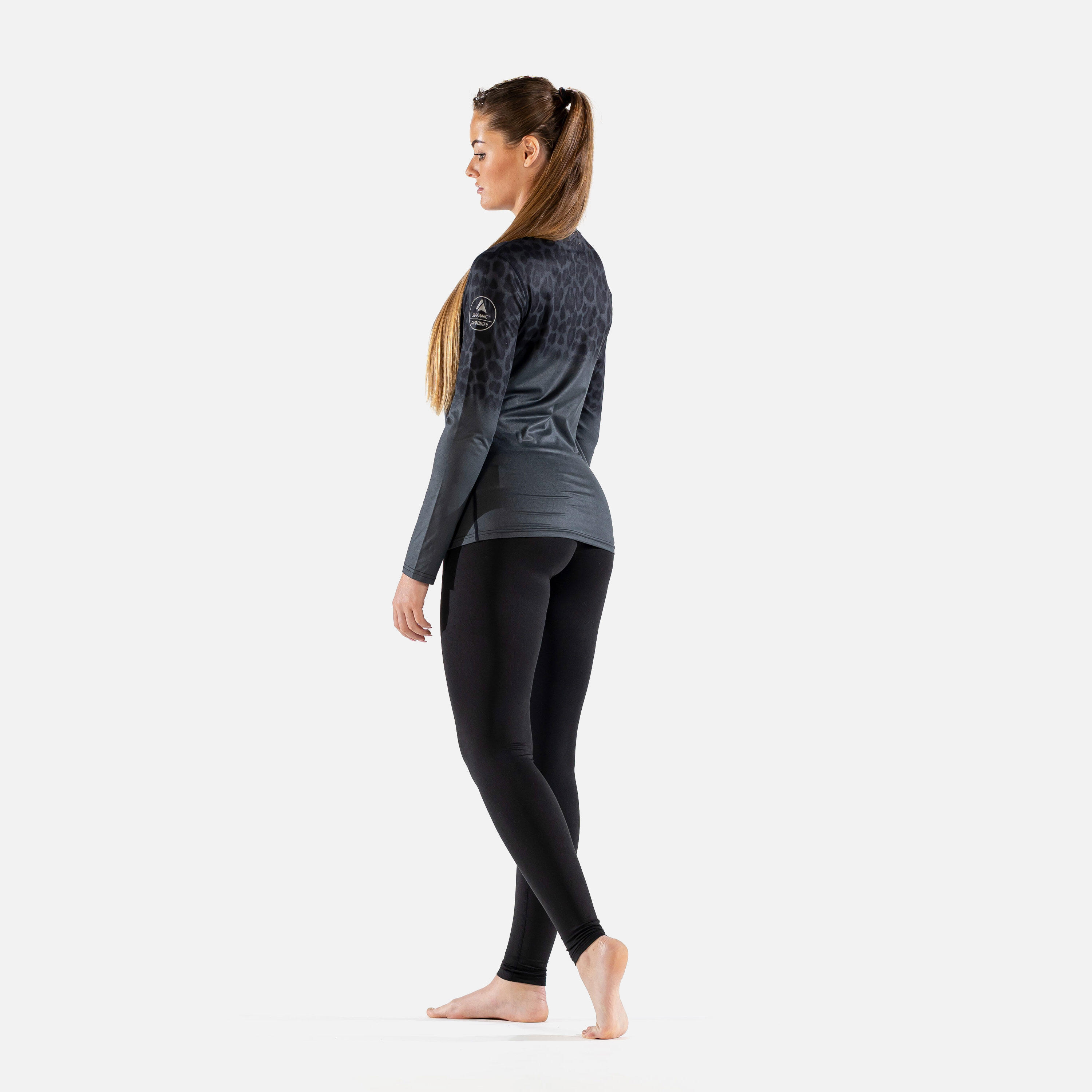 CarbonDri Cozy Jag Womens Crew Neck Jet Black 7/7