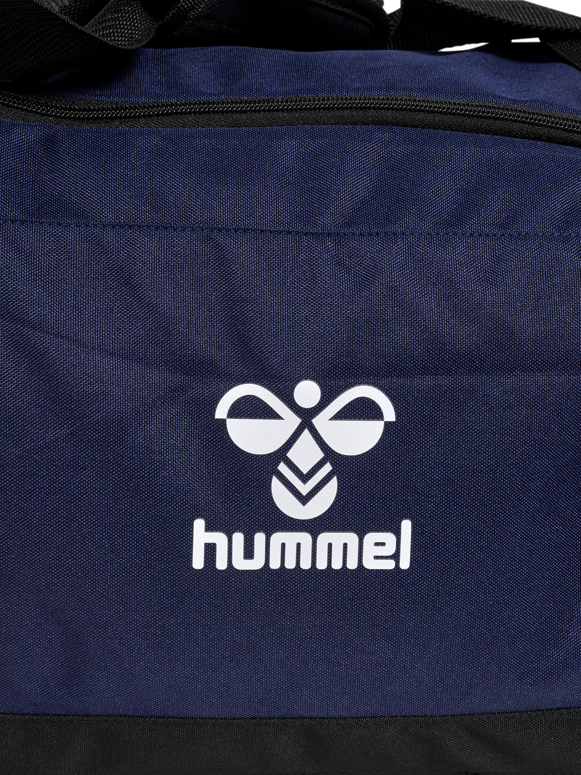 Enfiler Sac De Sport Hmlcore Adulte 4/7