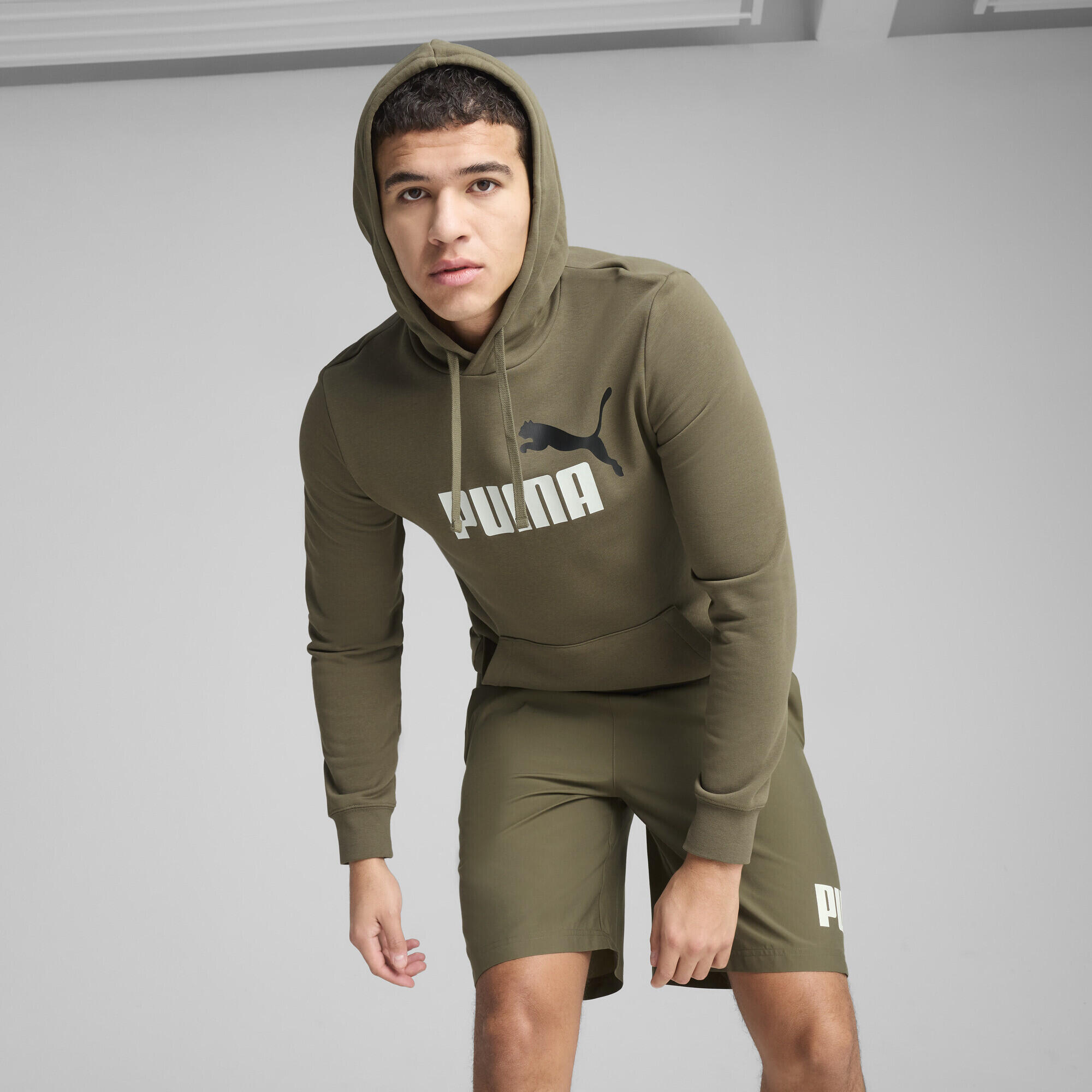 Felpa con cappuccio con logo Essentials bicolore N. 1 da uomo PUMA Loden Green 2/7