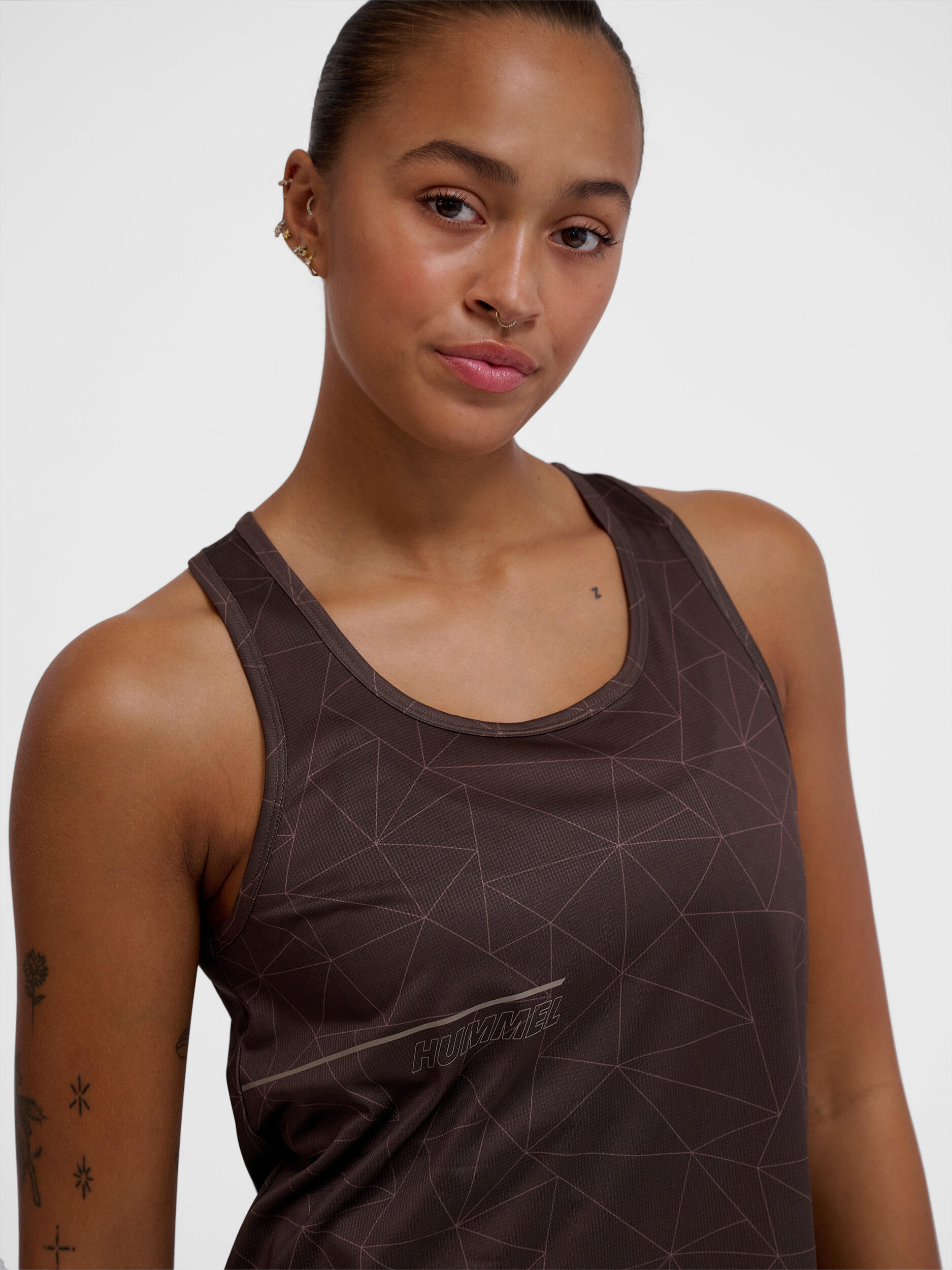 Instap T-Shirt Hmlcourt Padel Dames HUMMEL 4/7