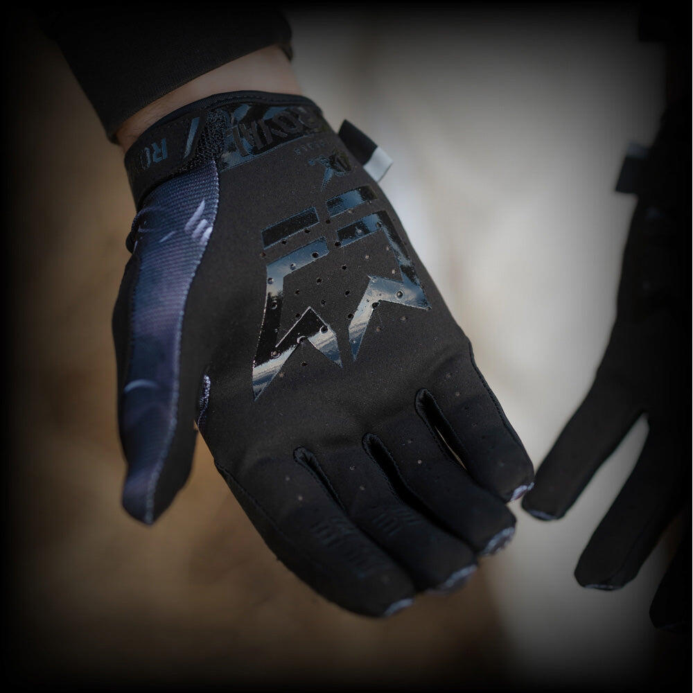 Youth Core MTB Gloves – Barbed Wire 2/6