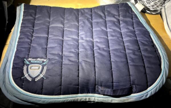 Entre Particuliers - Tapis de selle - Bleu marine 2/4